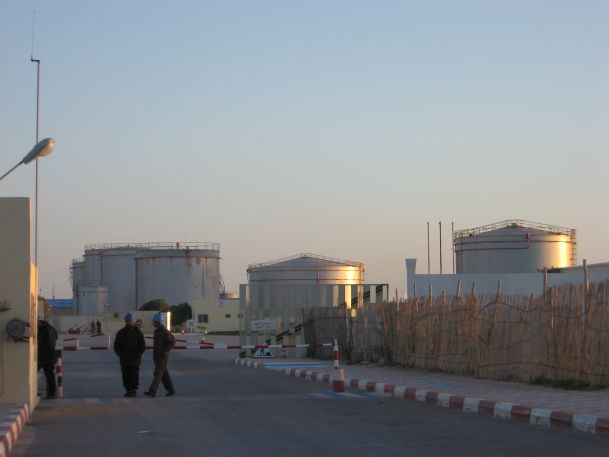 oil_terminal_el_aaiun_609.jpg